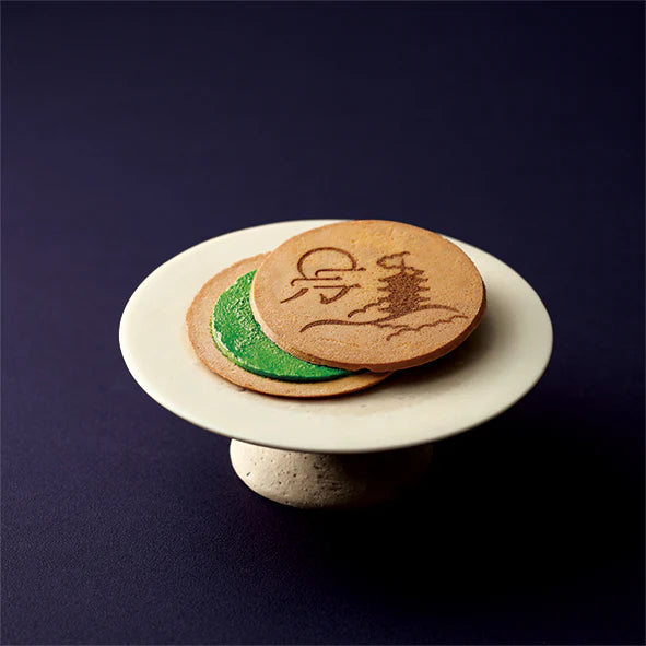 Tsujiri - Tsujiri no Tsuki Matcha Cream Sandwich Cookies (9 Pieces) (Best before 2026/6/22)