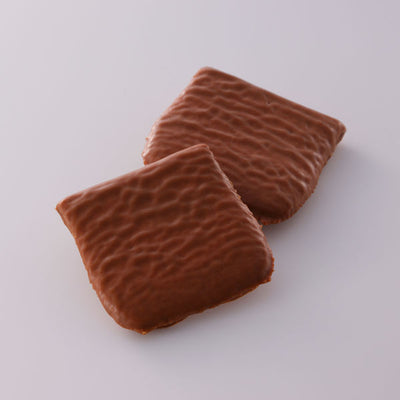 YOKU MOKU Bie au Chocolat au Lait (Milk Chocolate Cookies) – 24 Pieces