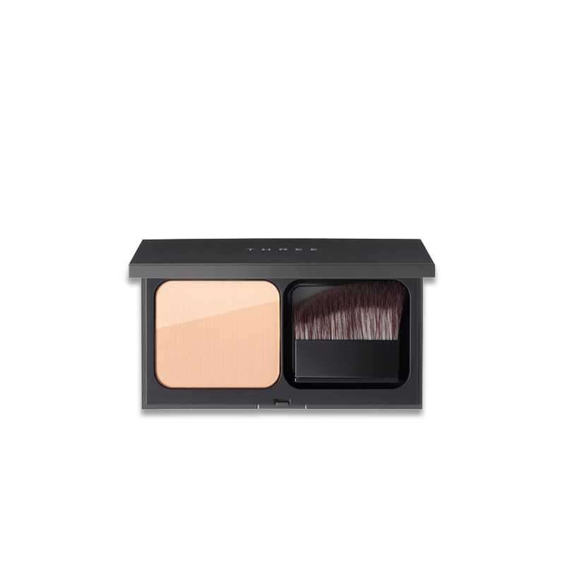 THREE Pristine Complexion Powder Foundation