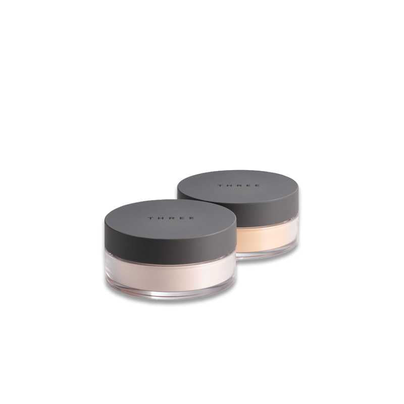 THREE Ultimate Diaphenous Loose Powder