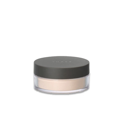 THREE Ultimate Diaphenous Loose Powder