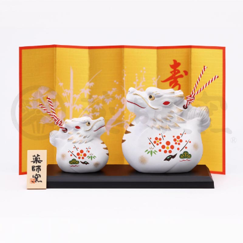 Yakushigama Parent and Child Dragon Ornament