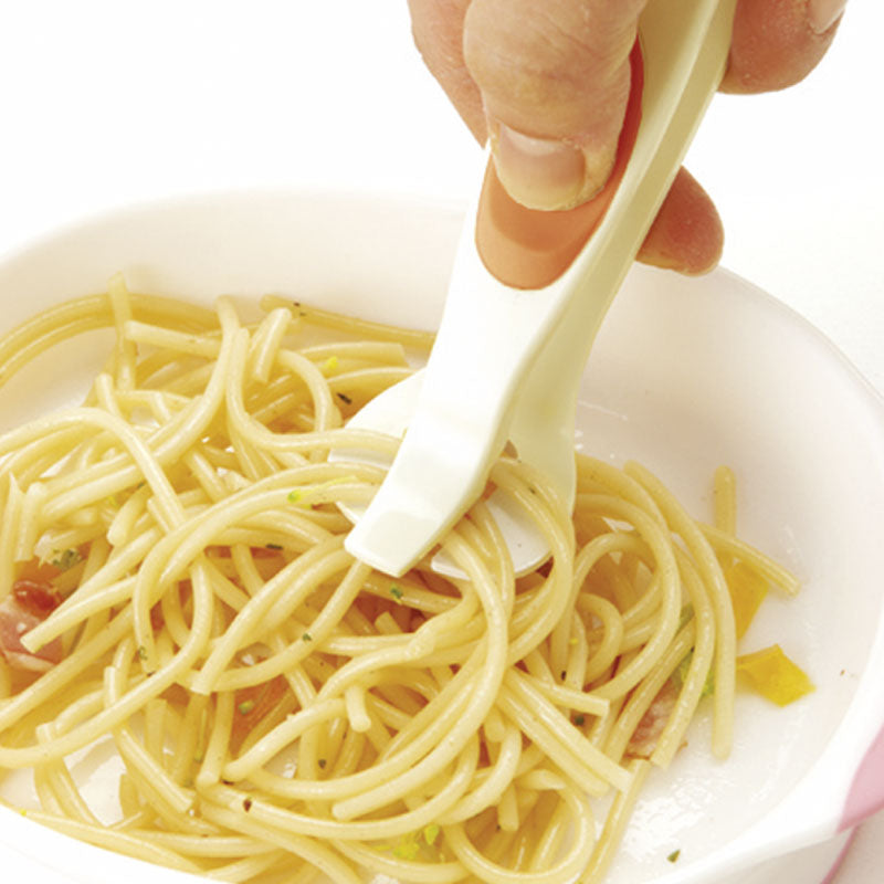 Richell Odekake Lunch-kun Cutting Masher with Case