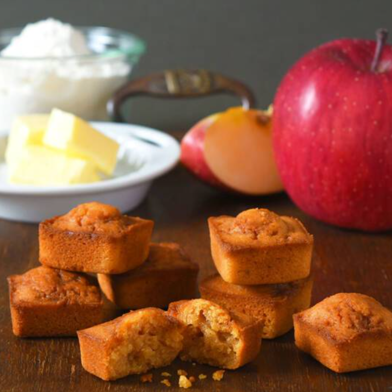 Colombin Tokyo Apple Cake