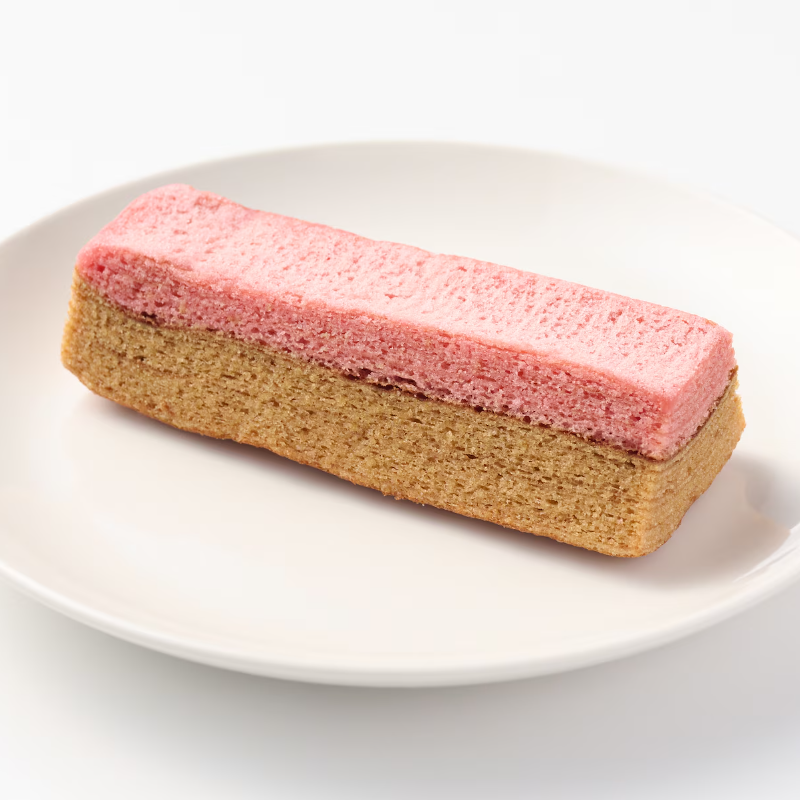 MUJI Bran & Fruit Baumkuchen Cake (Strawberry/Orange)