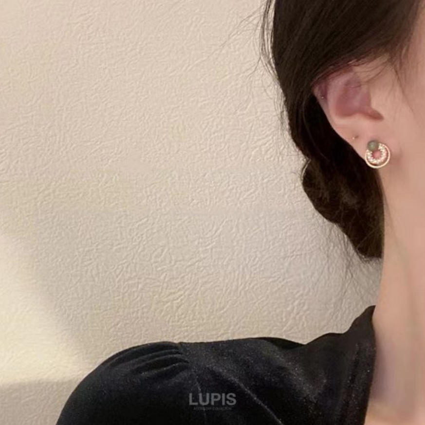 Elegant Round Earrings