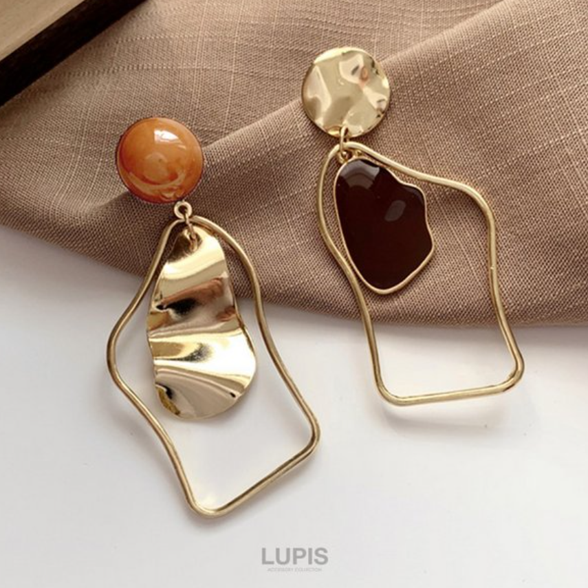 Lupis Assymetrical Earrings