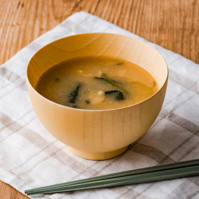 Hachi Ippai no Zeitaku Spinach & Cabbage Miso Soup