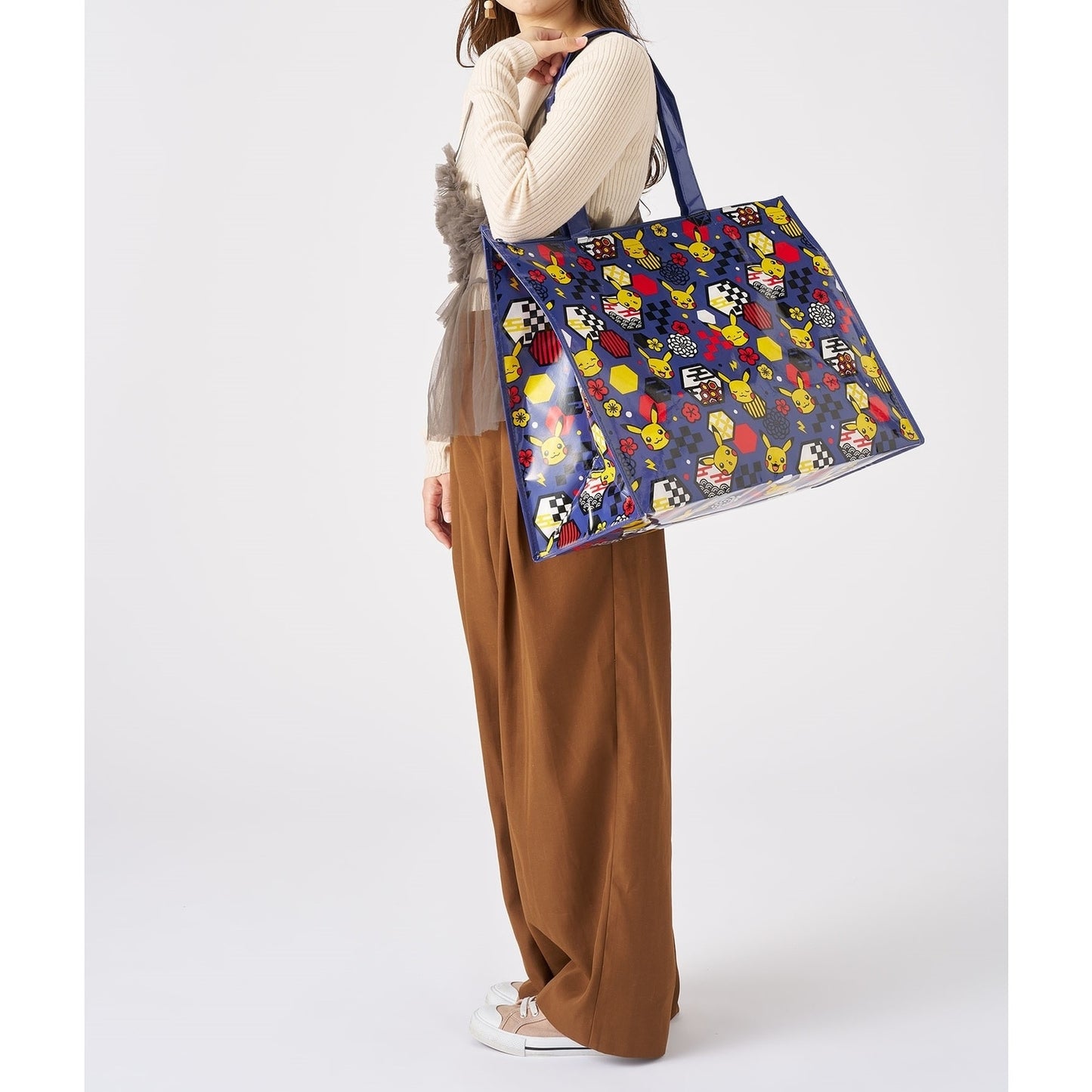 Pokemon Japanese Style Pikachu Print Carry On Tote Bag