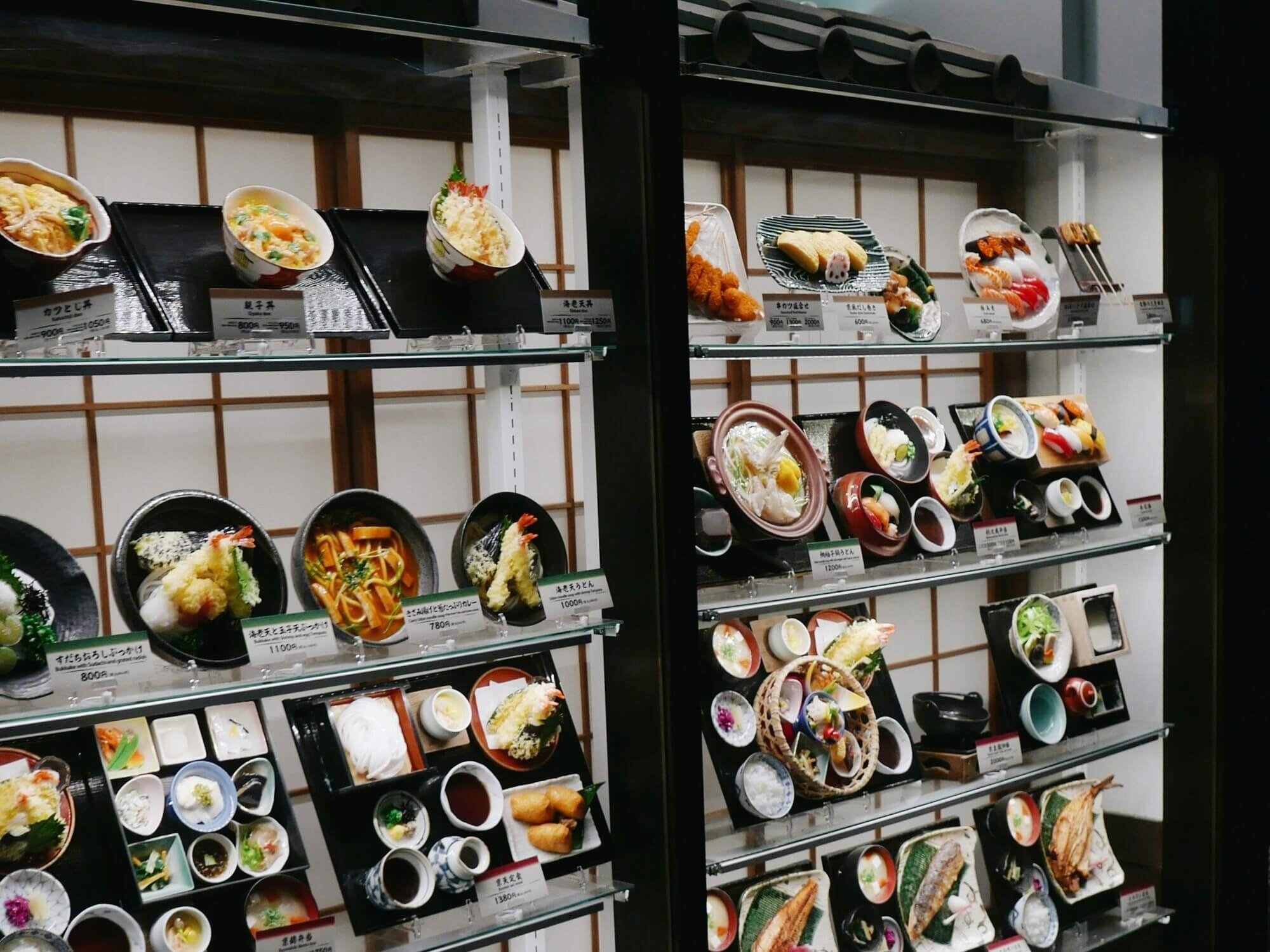 29 Must-Try Japanese Dishes: A MiauMall Food Guide