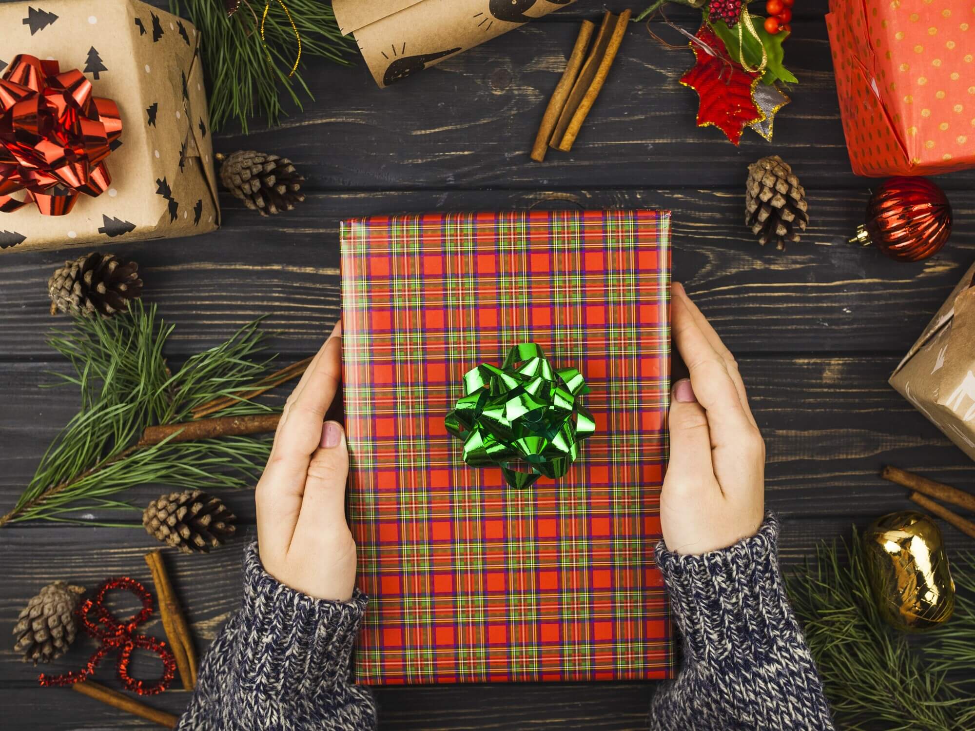 Japanese Gift Ideas for Her: For Family, Girlfriends & BFFs