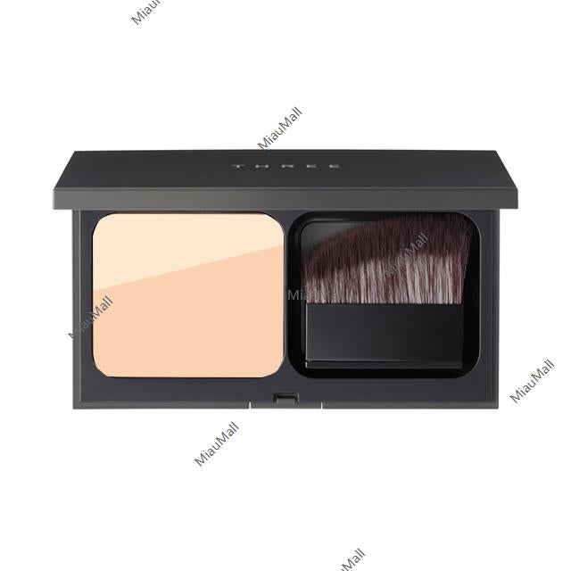 THREE Pristine Complexion Powder Foundation