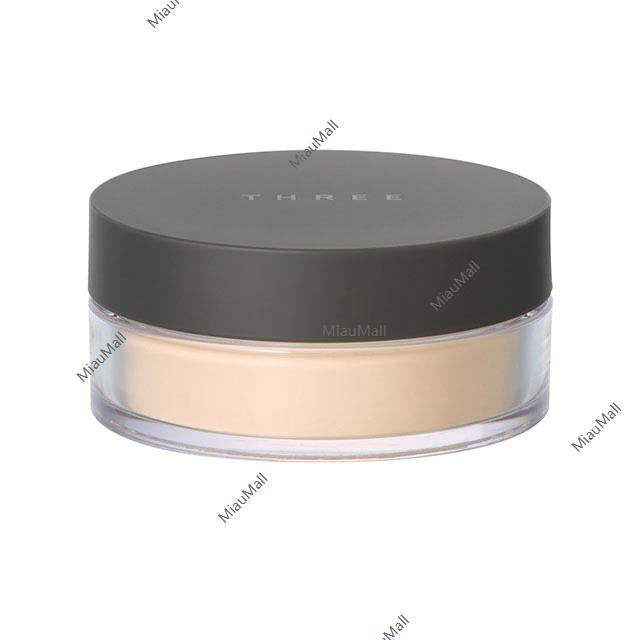 THREE Ultimate Diaphenous Loose Powder