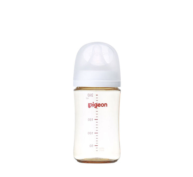 PIGEON Feeding Bottle (Medium/3 months+)
