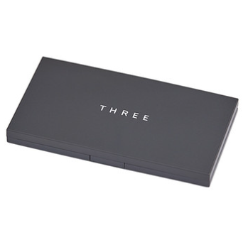 THREE Pristine Complexion Powder Foundation – Refill SPF26 PA+++ (100 / 101 / 102 / 202 / 203 / 204 / 205 / 206) / Foundation Case / Foundation Sponge
