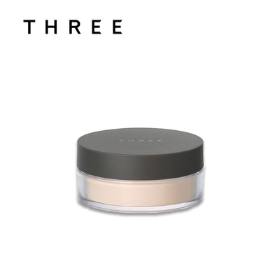 THREE Ultimate Diaphenous Loose Powder