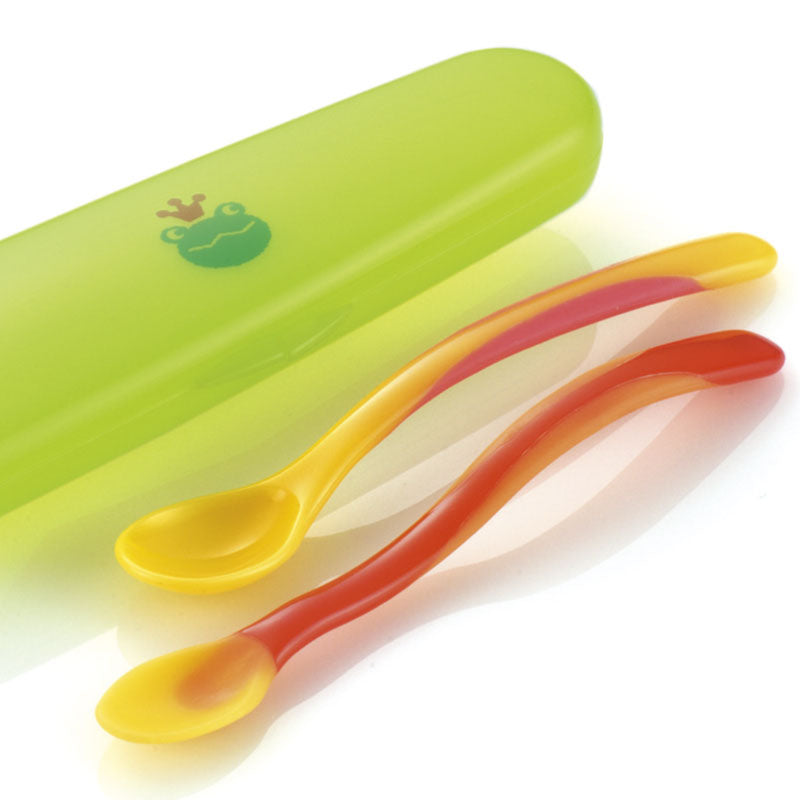 Richell 2 Spoon Feeding Set with Case