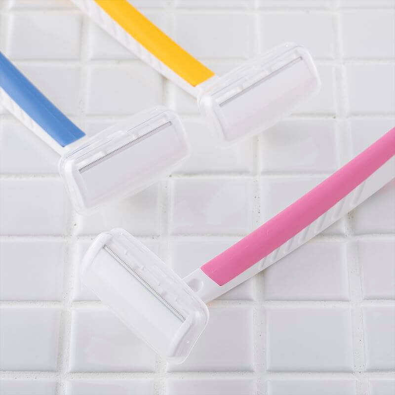 KAI Pretty Facial Razor (3-Pack)