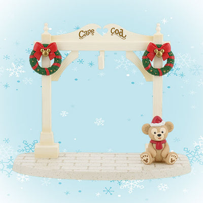 Disney Duffy & Friends White Wintertime Wonders Desk Decoration