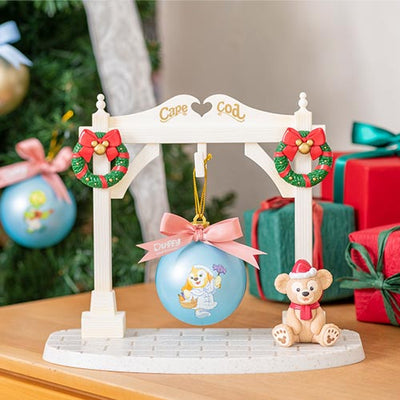 Disney Duffy & Friends White Wintertime Wonders Desk Decoration