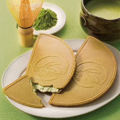 Kamakuragoro Honten Half-Moon Matcha Cookies