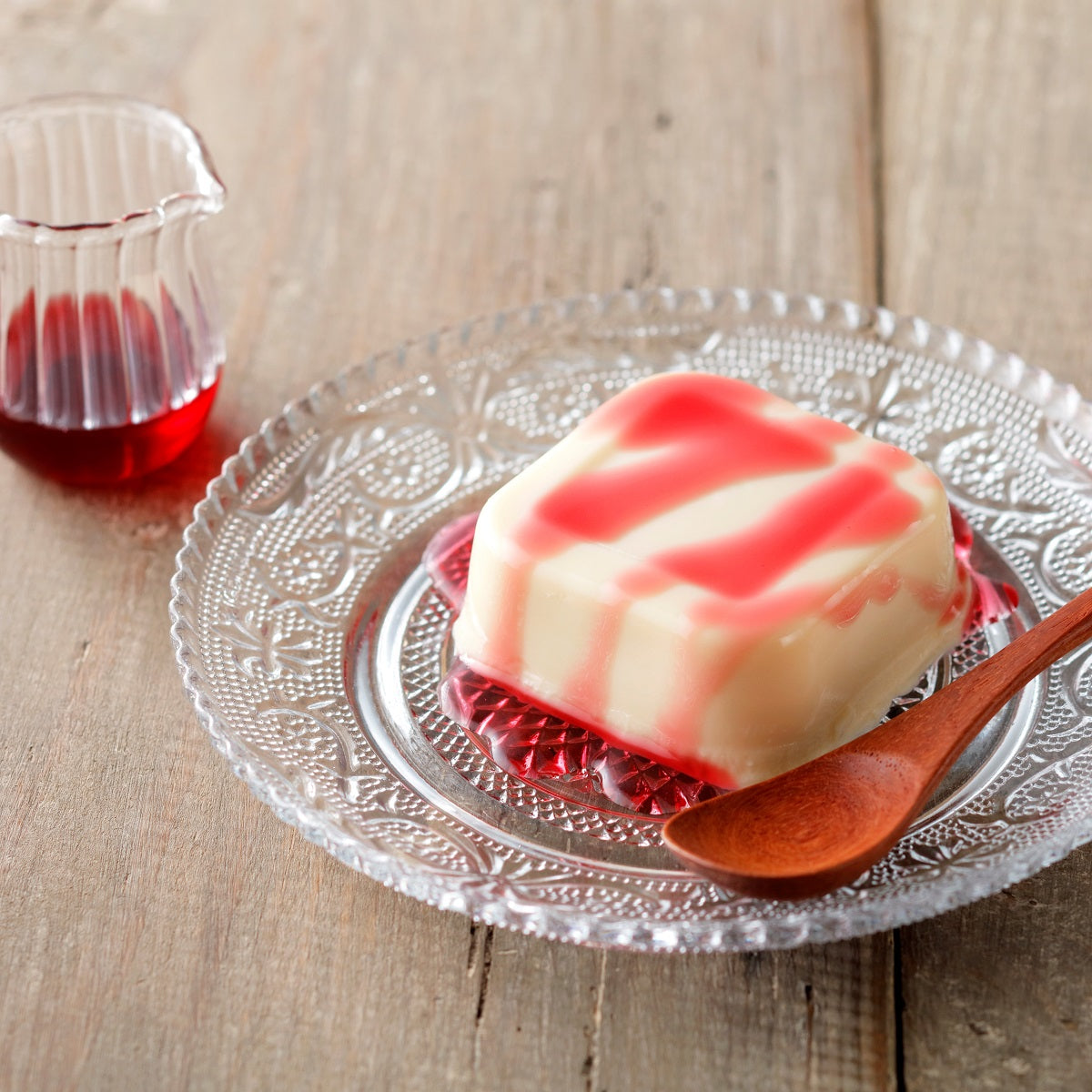 Ishiya Shiroi Koibito White Chocolate Pudding with Haskap Berry Sauce