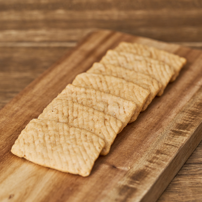 Calbee Kappa Takumiumi Shrimp Crackers (Kadoya Sesame Oil Flavor)
