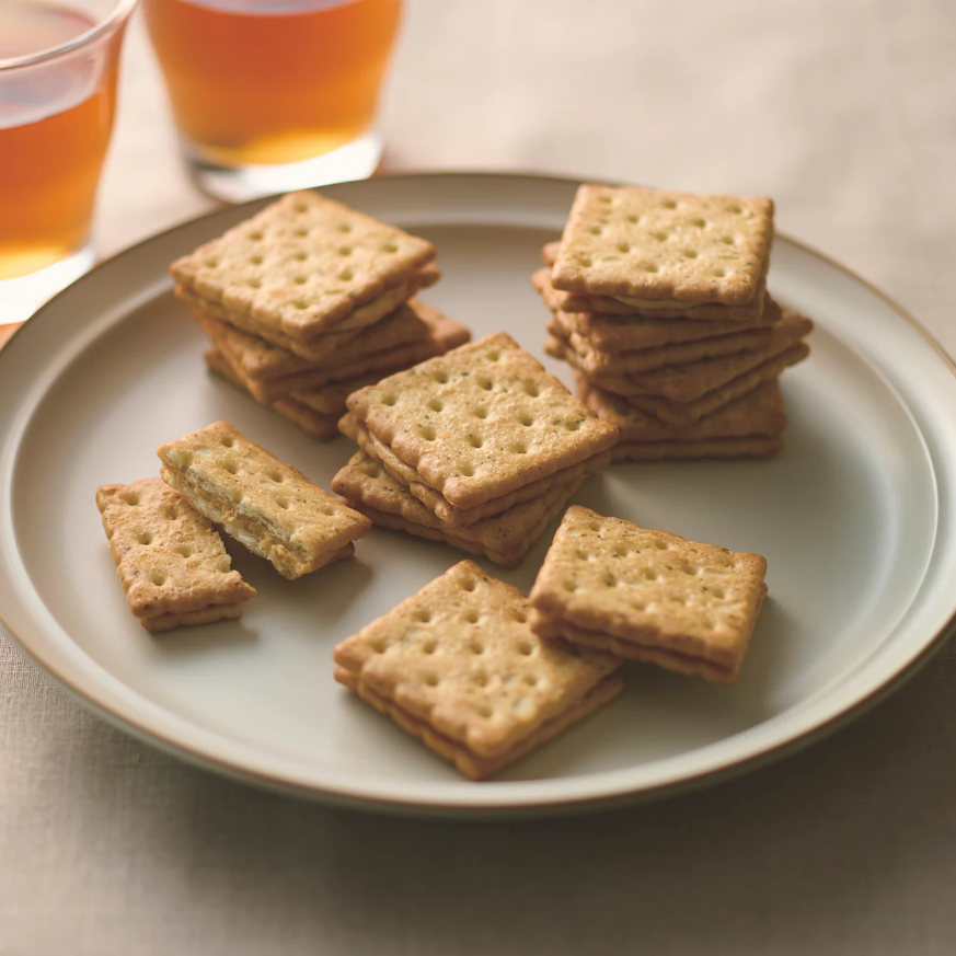 MUJI Cream Sandwich Crackers