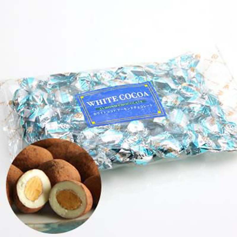 Salon de Royal Cocoa Dusted White Chocolate Covered Almonds