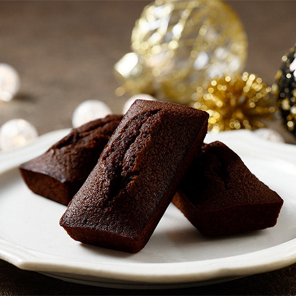 Henri Charpentier Christmas Chocolate Financiers