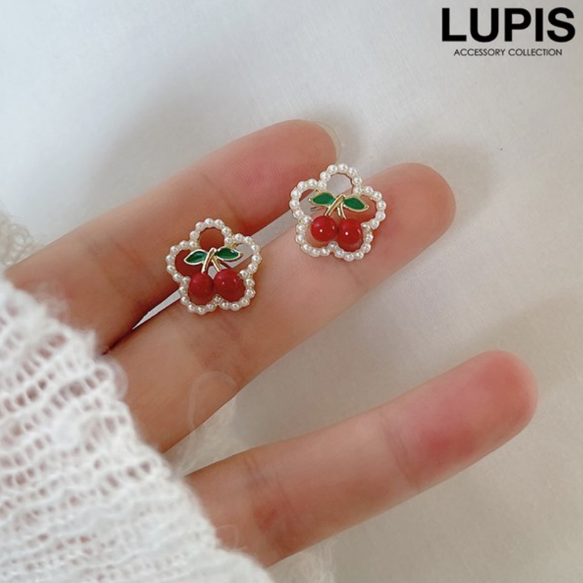 Lupis Cherry x Pearl Flower Earrings