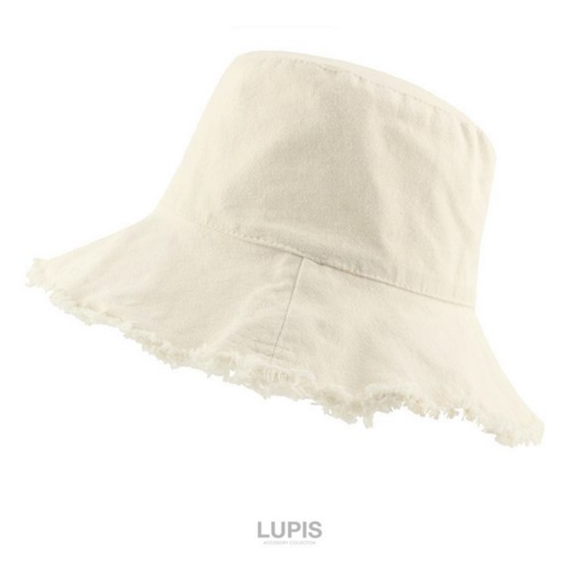 Lupis Tassel Bucket Hat