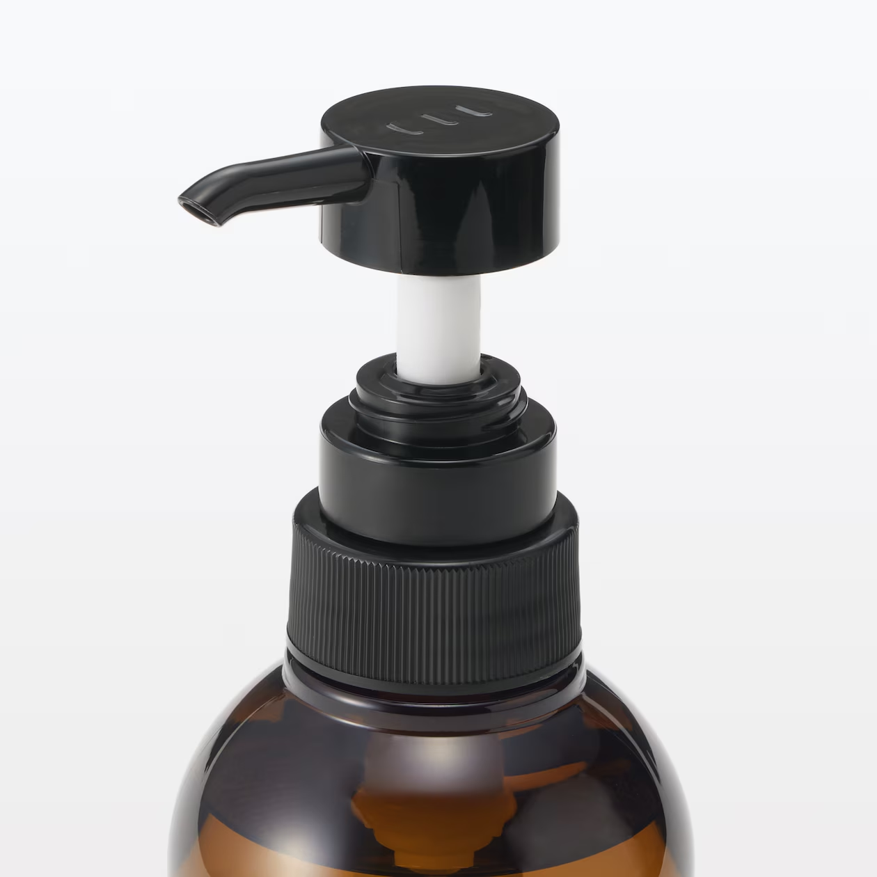 MUJI Essential Oil Aroma Shampoo (Japanese Cypress & Lavender)