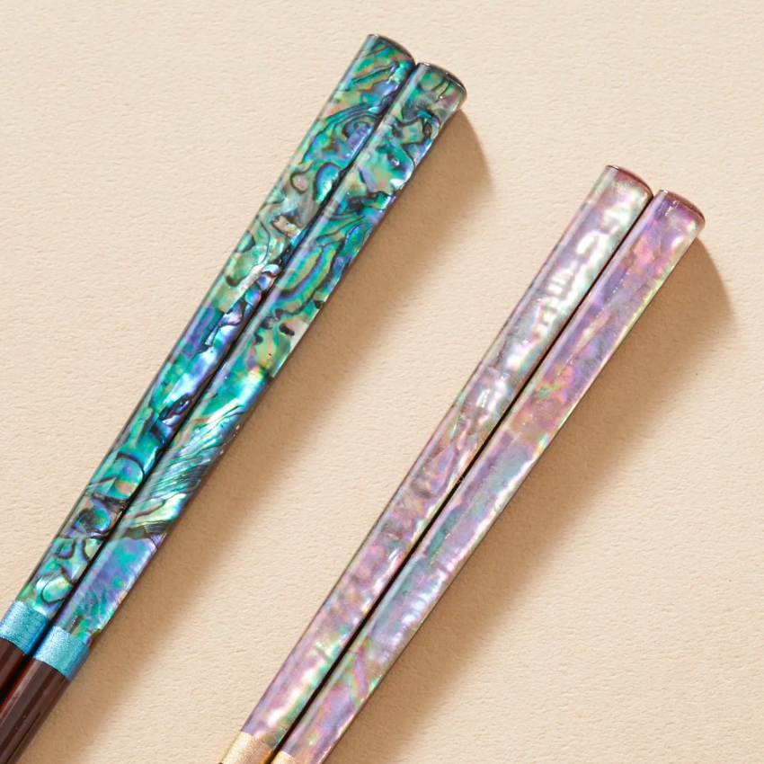 PREORDER Ishida Issou Abalone Shell Pattern Couples' Chopstick Set