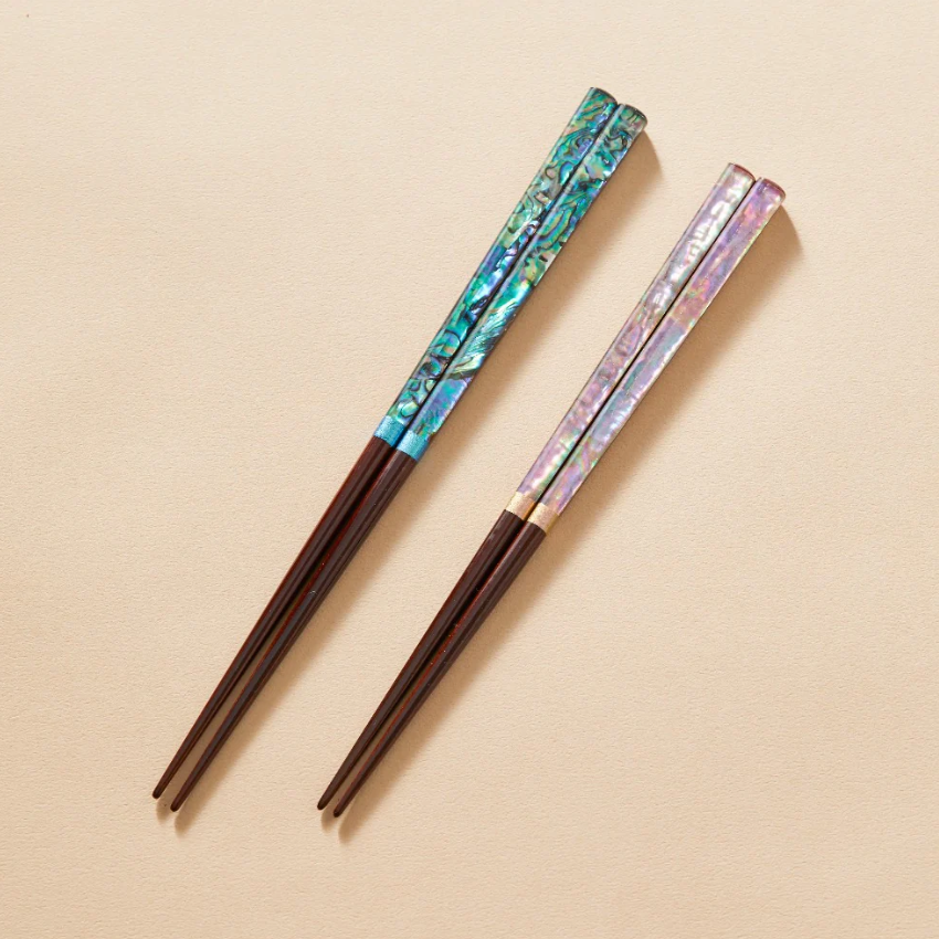 PREORDER Ishida Issou Abalone Shell Pattern Couples' Chopstick Set
