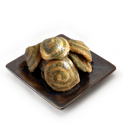Azabu Juban Spiral Karinto with Green Nori (60g)