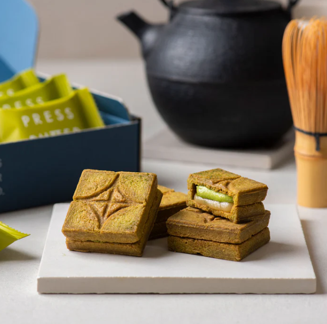 PREORDER PRESS BUTTER SAND 12-Piece Cream Sandwich Cookie Assortment
