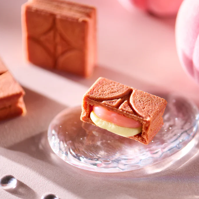 PREORDER PRESS BUTTER SAND 5-Piece Peach Butter Sandwich Cookies