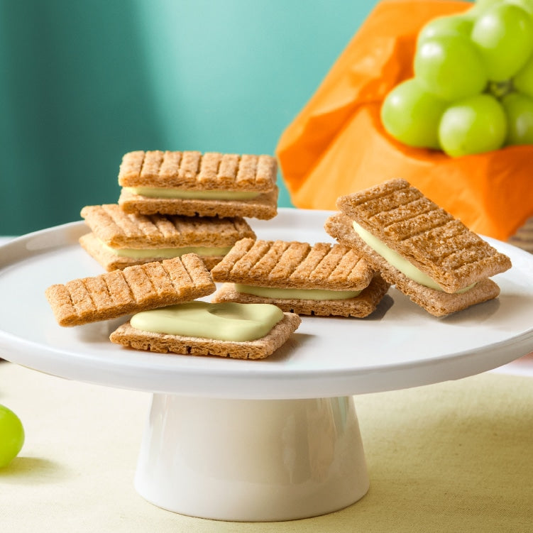 Sugar Butter Tree Shine Muscat Grape Sandwich Cookies (10 Pieces)