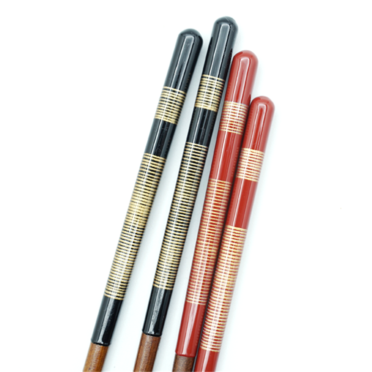 Hyozaemon Couples' Primrose Chopsticks Set in Lucky Cat Box