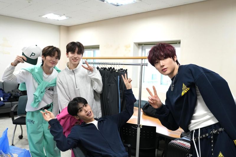 PREORDER PRODUCE 101 JAPAN SHINSEKAI FAN BOOK