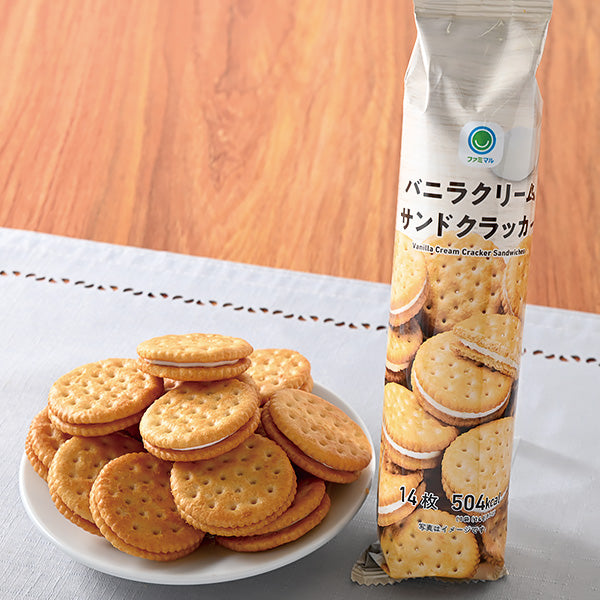 FamilyMart Vanilla Cream Cracker Sandwiches