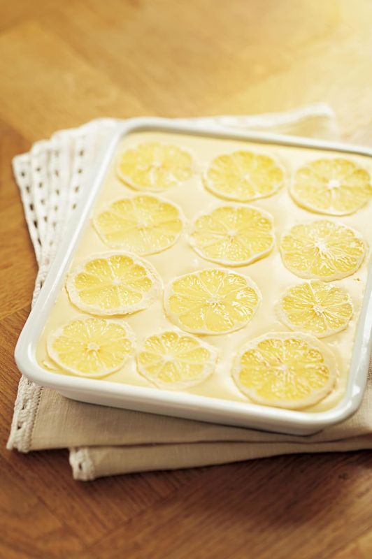 PREORDER Baked Treats & Desserts in an Enamel Tray: Home Sweets by 8 Popular Cooks
