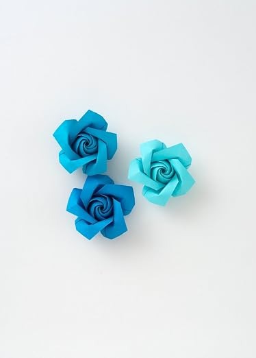 PREORDER Beautiful Origami Roses