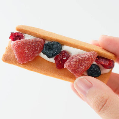 PREORDER C3 (C-CUBE) Berry Witch Cookies — 3-Piece Gift Box