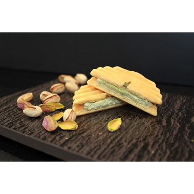 Kyofushimi Kasho Wakou Pistachio Waffle Sandwich Cookie