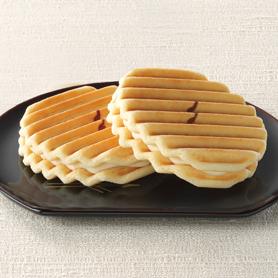 PREORDER Souke Minamoto Kitchoan Usagisan Assortment – Large