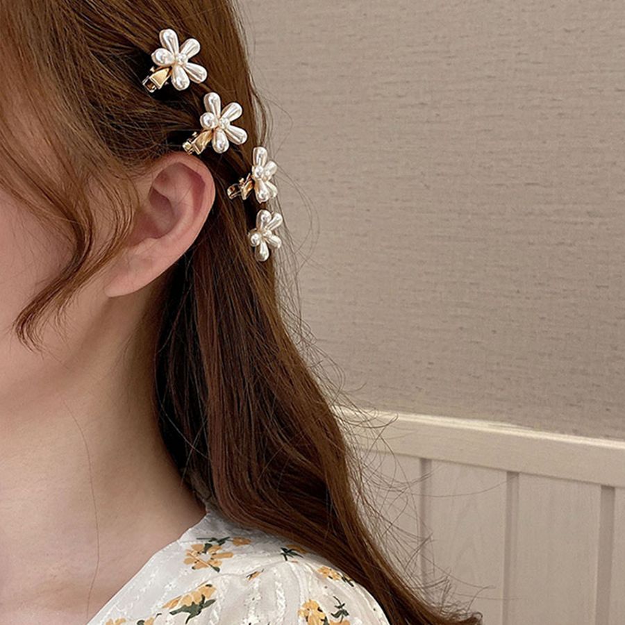Lupis Flower Pearl Mini Hair Clip
